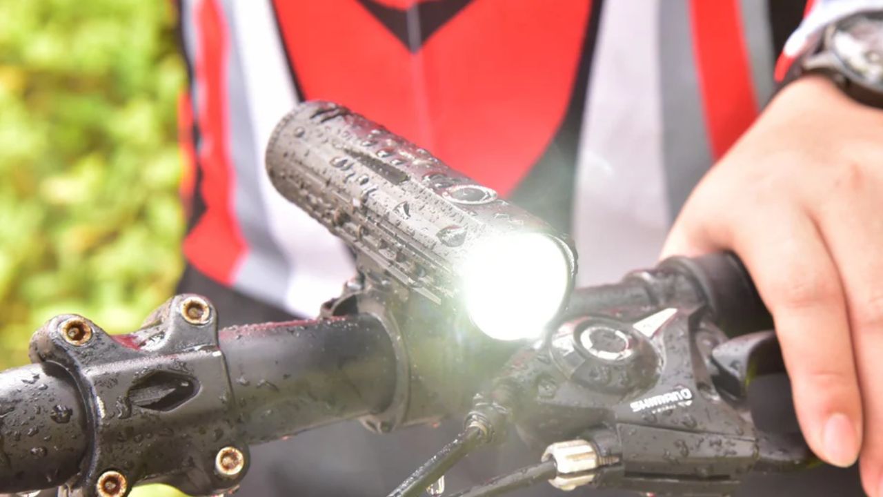 Choosing the Right Bike Light: Some Essential Considerations